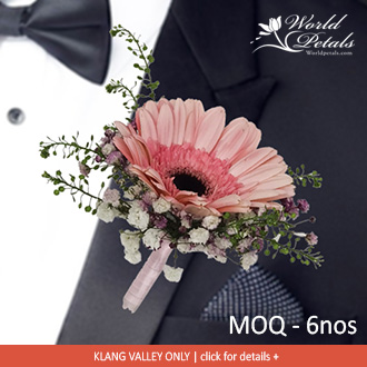 Boutonniere 3