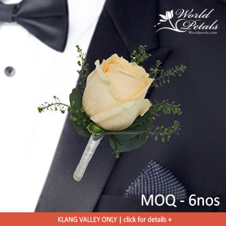 Boutonniere 4